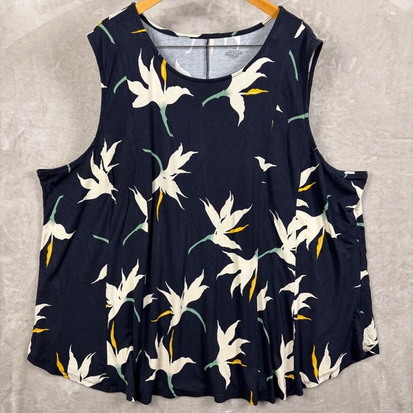 Lane Bryant Tops - 🔥Host Pick🔥Lane Bryant Navy Blue Floral Sleeveless Tunic Top Plus Size 38/40